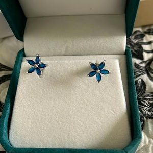 These are so cute  blue stones